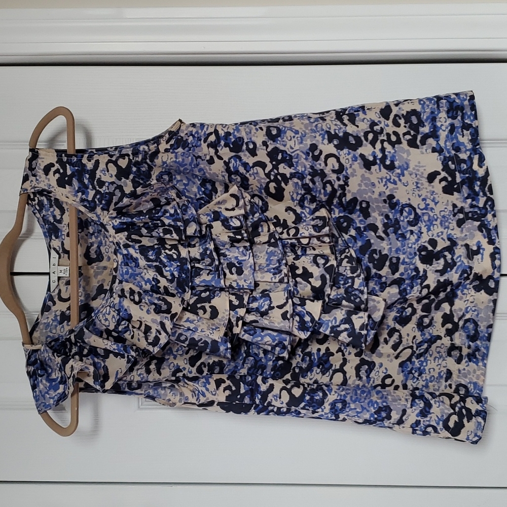 100% Silk CAbi top size Medium 👚